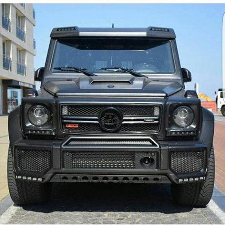 Front bumper corner lip