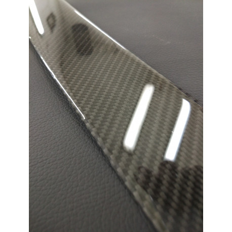 F10 Rear bumper trim