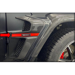 Side fenders red insertions with LED emblem